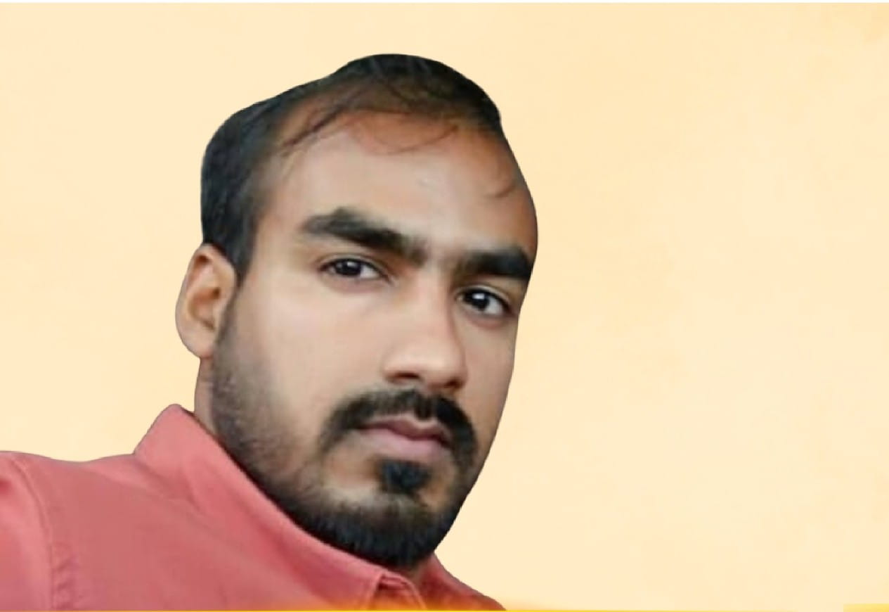 Topper - Prahald Dhakad