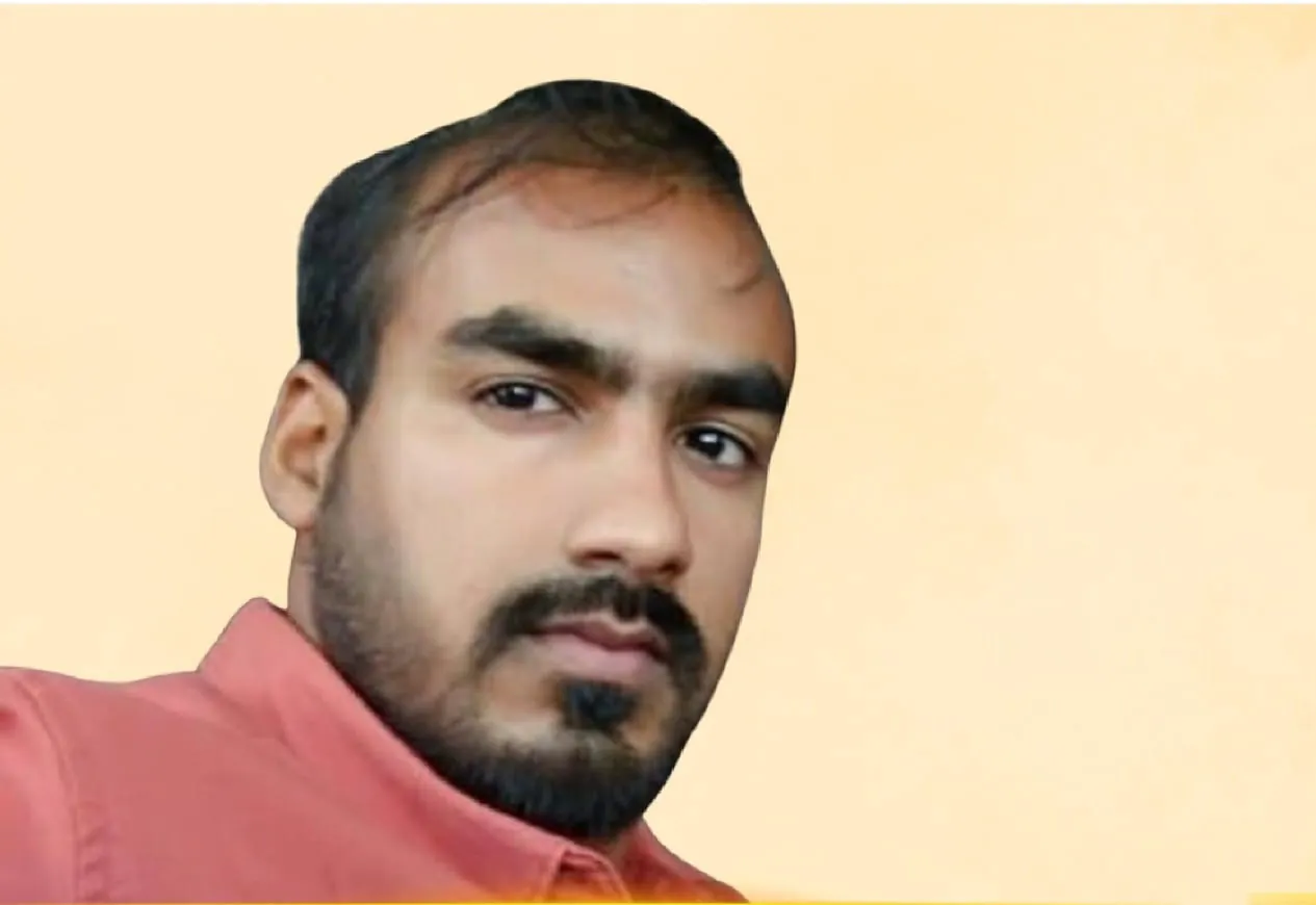 Topper - Prahald Dhakad